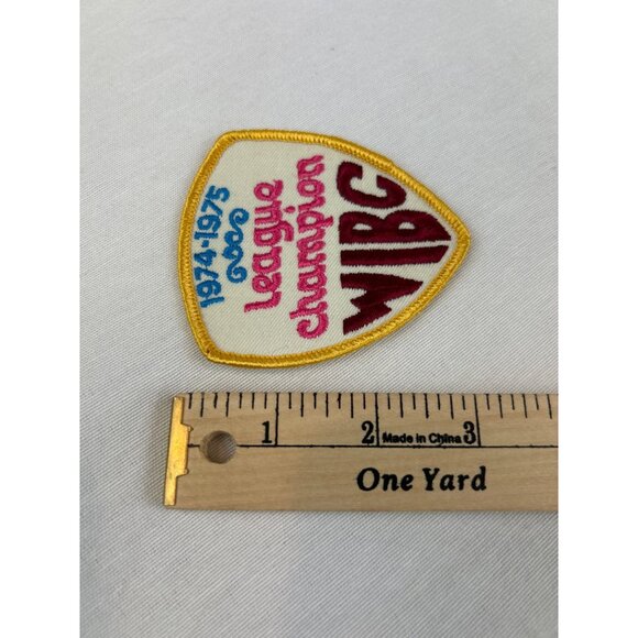 Vintage 1974-1975 WIBC League Champion Patch Pink Gold Blue Red - Picture 3 of 3